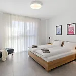 شقة Loctowers A3-3-3 By Interhome