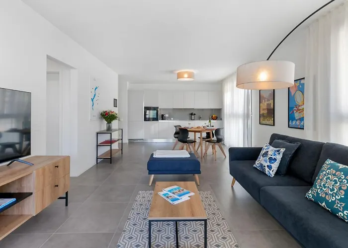 Loctowers A3-3-3 By Interhome Апартаменты *