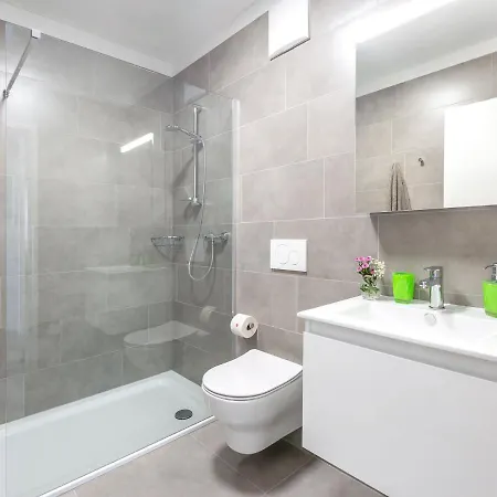 Apartament Loctowers A3-3-3 By Interhome